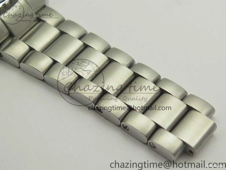 0304 Planet Ocean 600M Co-Axial GMT 43.5mm VSF 1:1 Best Edition Black Dial Orange Markers on SS Bracelet A8605 Super Clone Elegant 8024